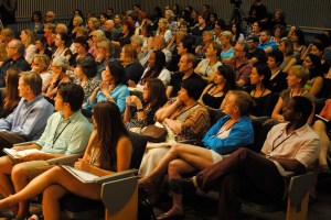 cynthialeitichsmith.blogspot.com