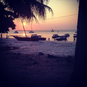 10478948_10152287319316724_2412664998967915150_n - Copy