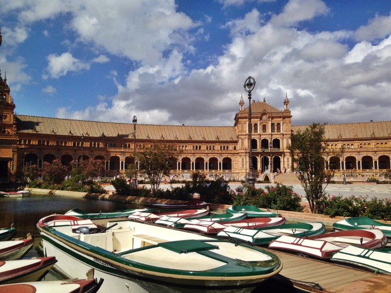 One of the sights I saw while exploring Sevilla with my intercambio - Plaza de España